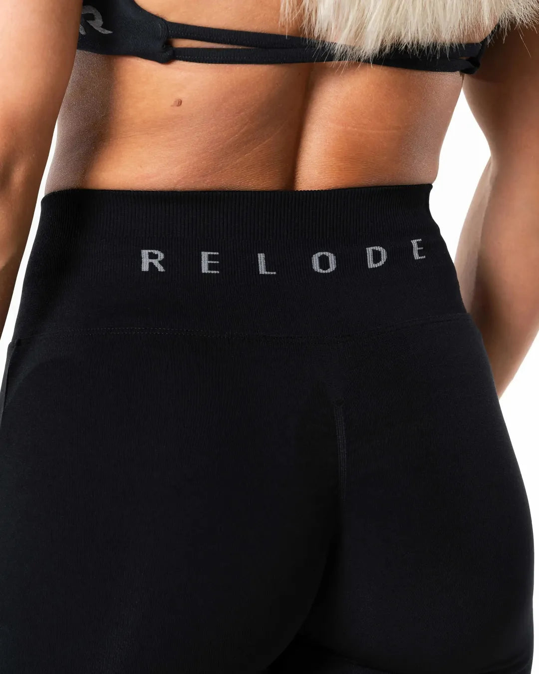 Prime Scrunch Flared Tights - Black